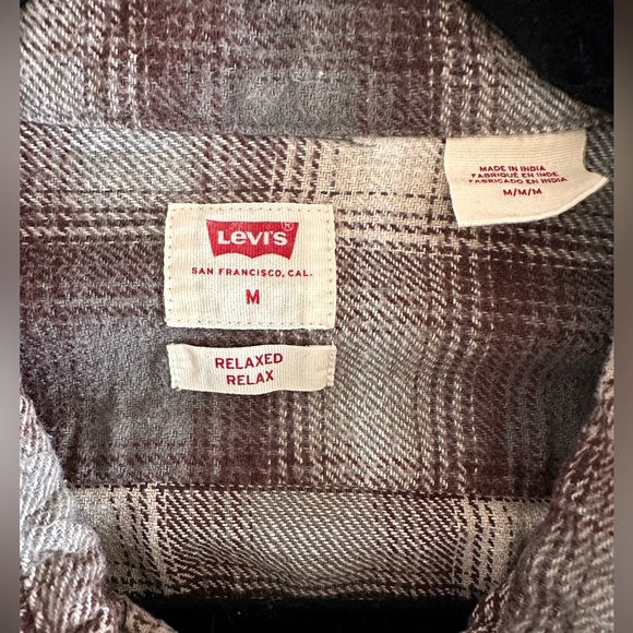 Levi’s Men’s Plaid Button Down Long Sleeve - Picture 3 of 3